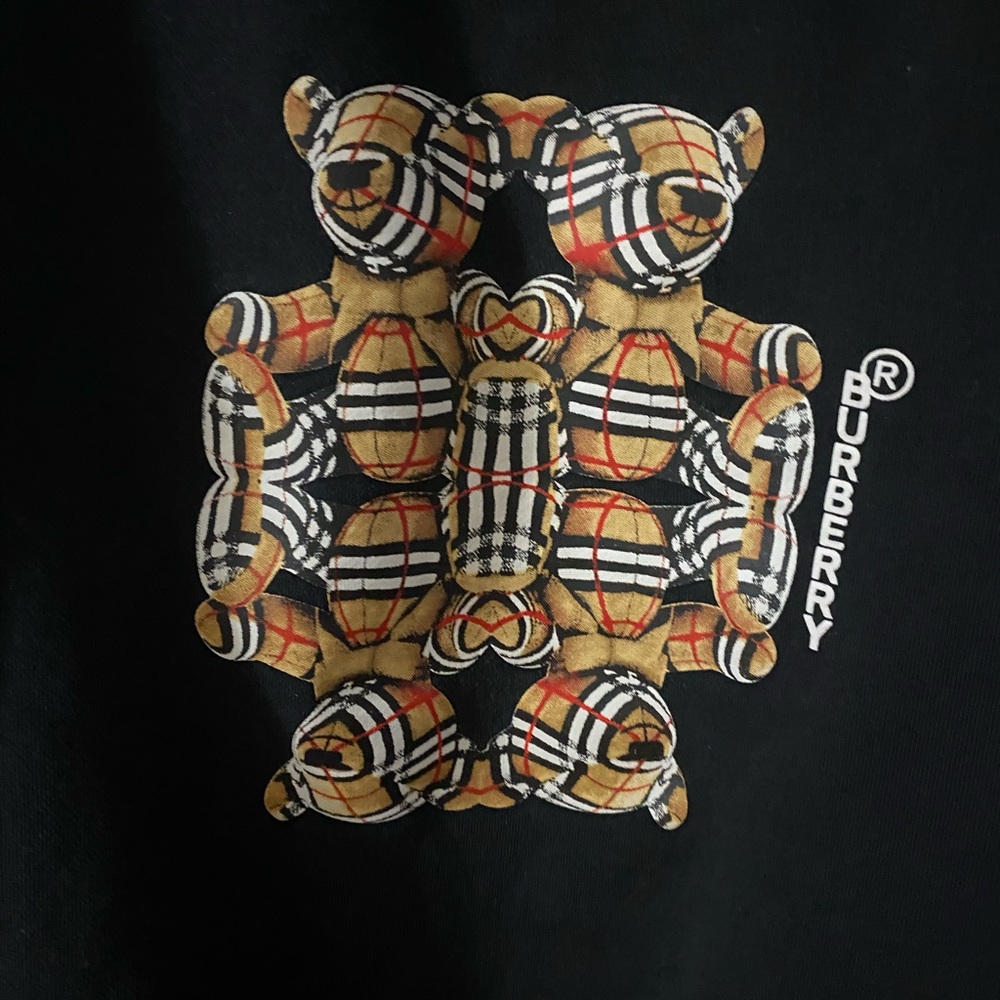 Burberry Kid’s Black Crewneck Sweater with Teddy Bear Graphic - Picture 12 of 12